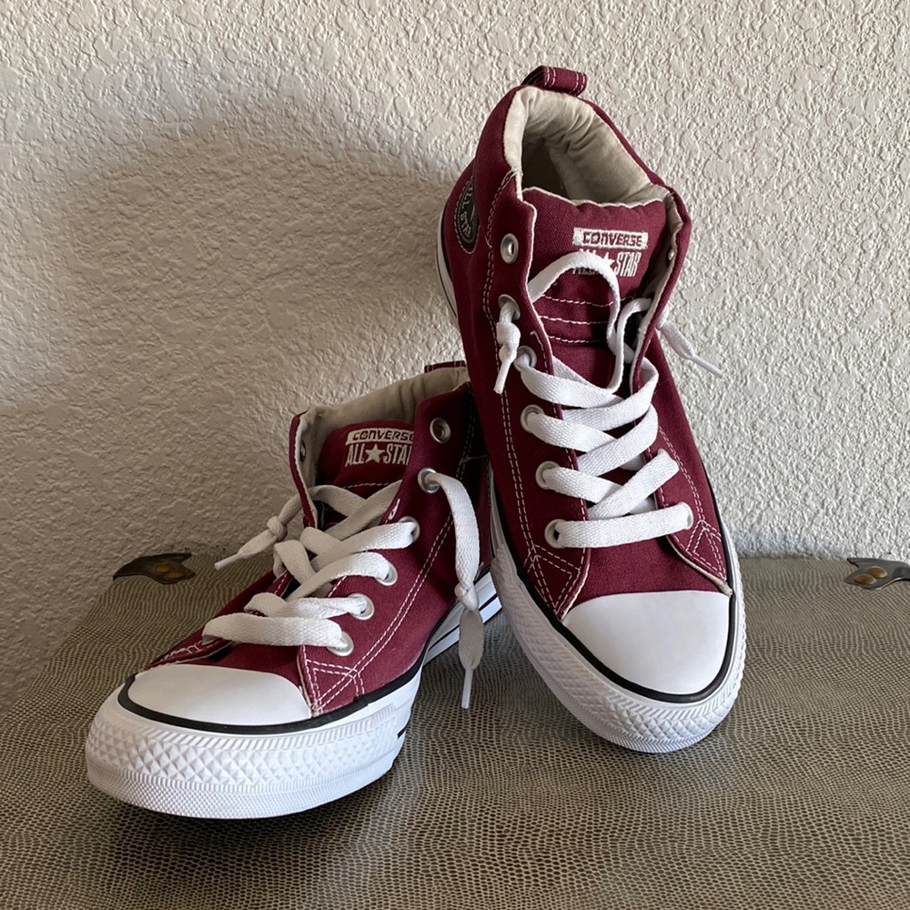 CONVERSE midrise sneakers!!
